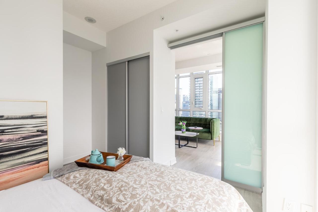 Luxury 2 Bedroom In The Heart Of Entertainment District W/ Cn Tower View Toronto Exterior foto