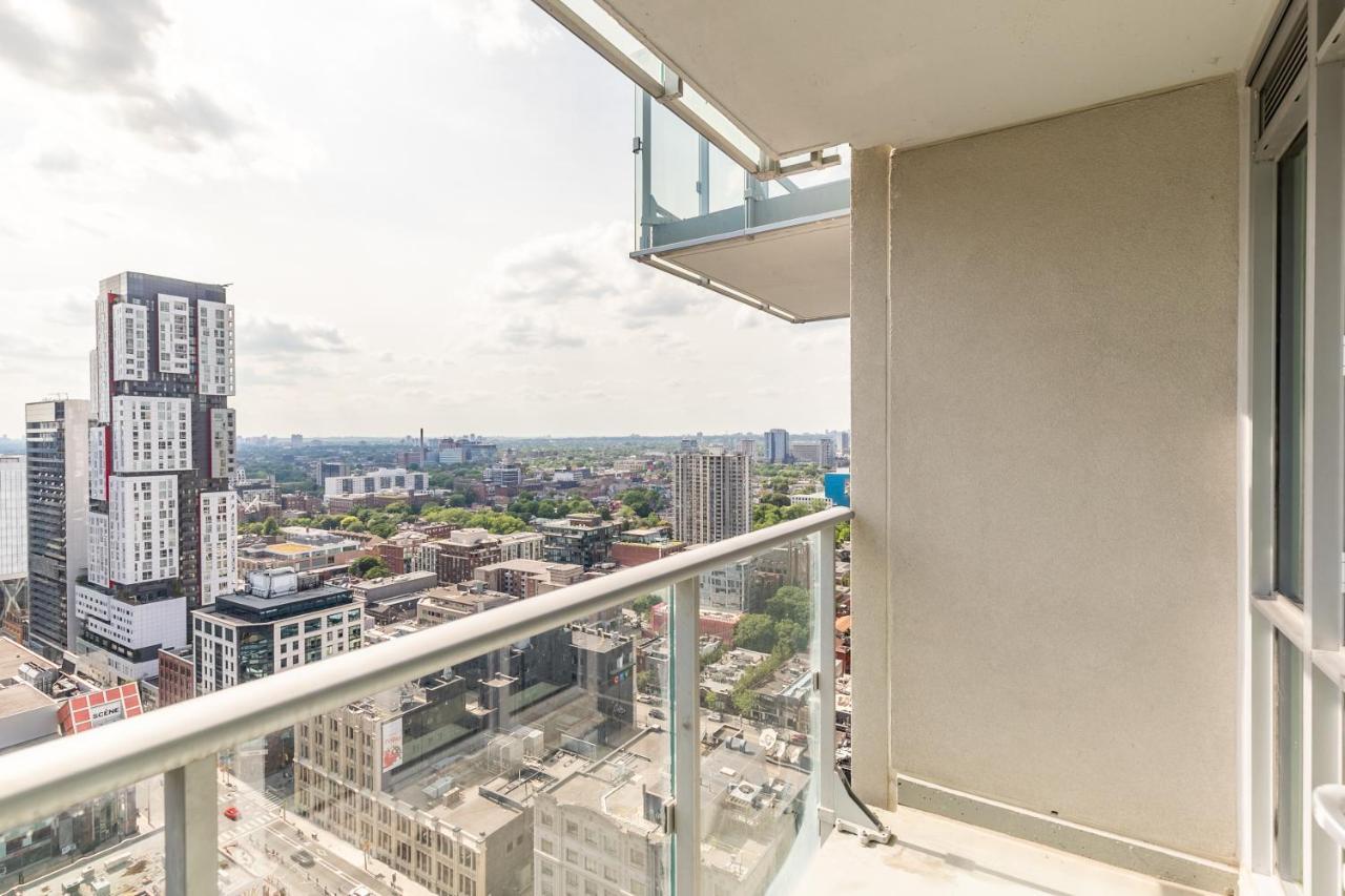 Luxury 2 Bedroom In The Heart Of Entertainment District W/ Cn Tower View Toronto Exterior foto